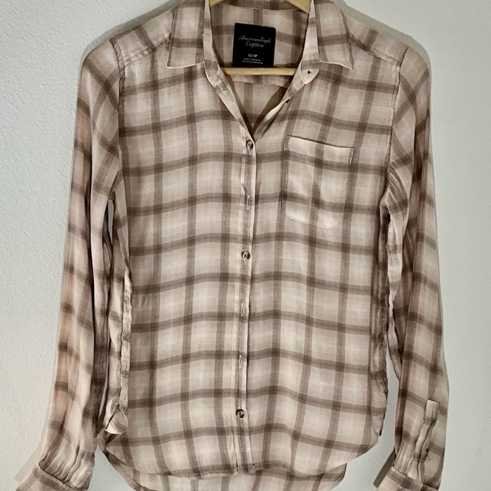 American‎ Eagle outfitters Women's Pink Gray Button Up Long Sleeve Top Size XS